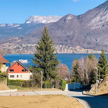 A La Belle Quatrieme Etoile Annecy