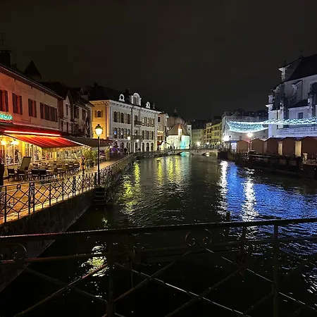 A La Belle Quatrieme Etoile Apartment Annecy